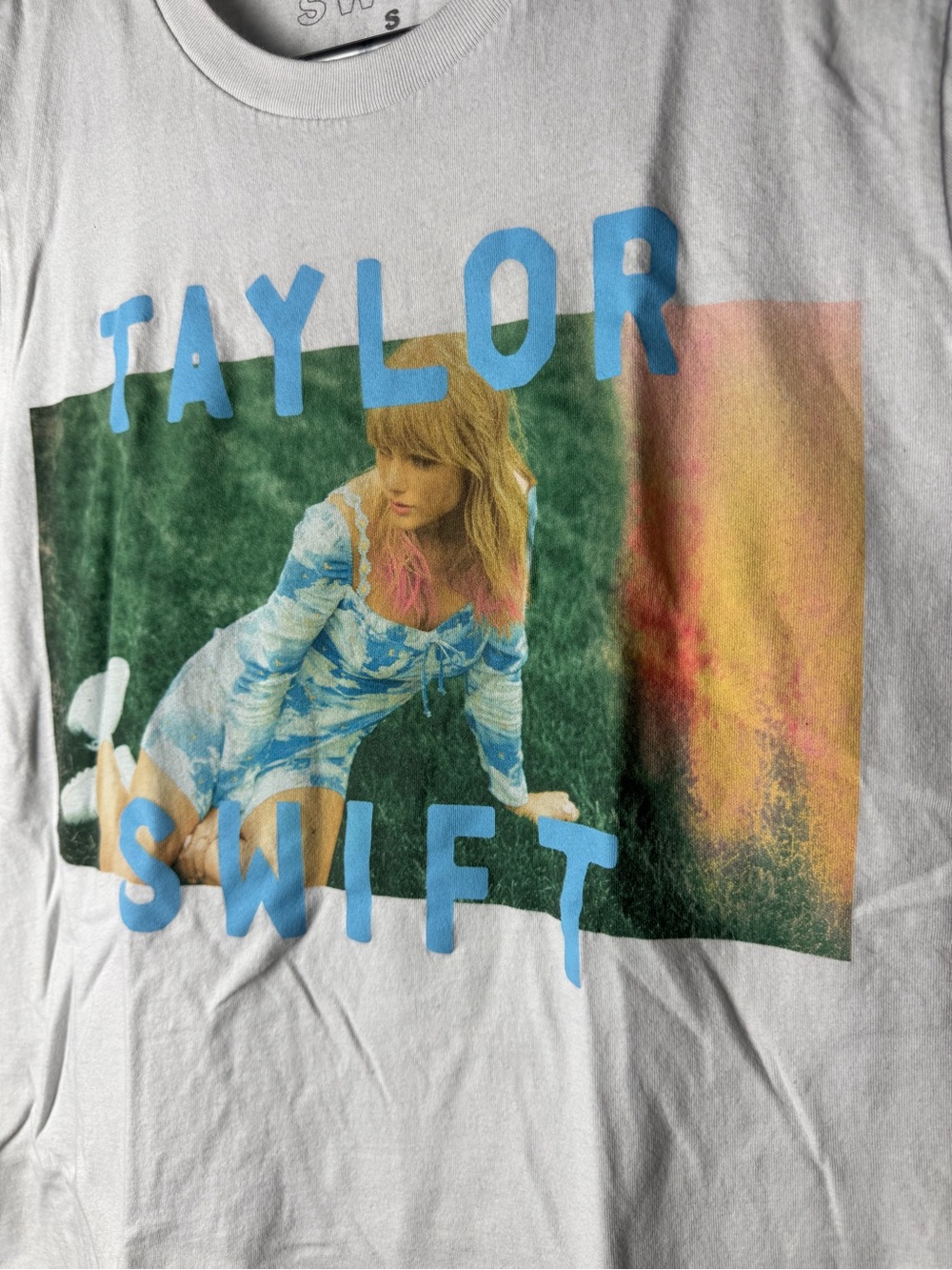 Taylor Swift Merch - Picture 4 of 4